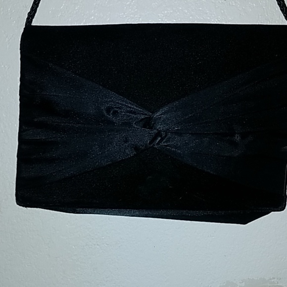 Purse - Picture 1 of 5